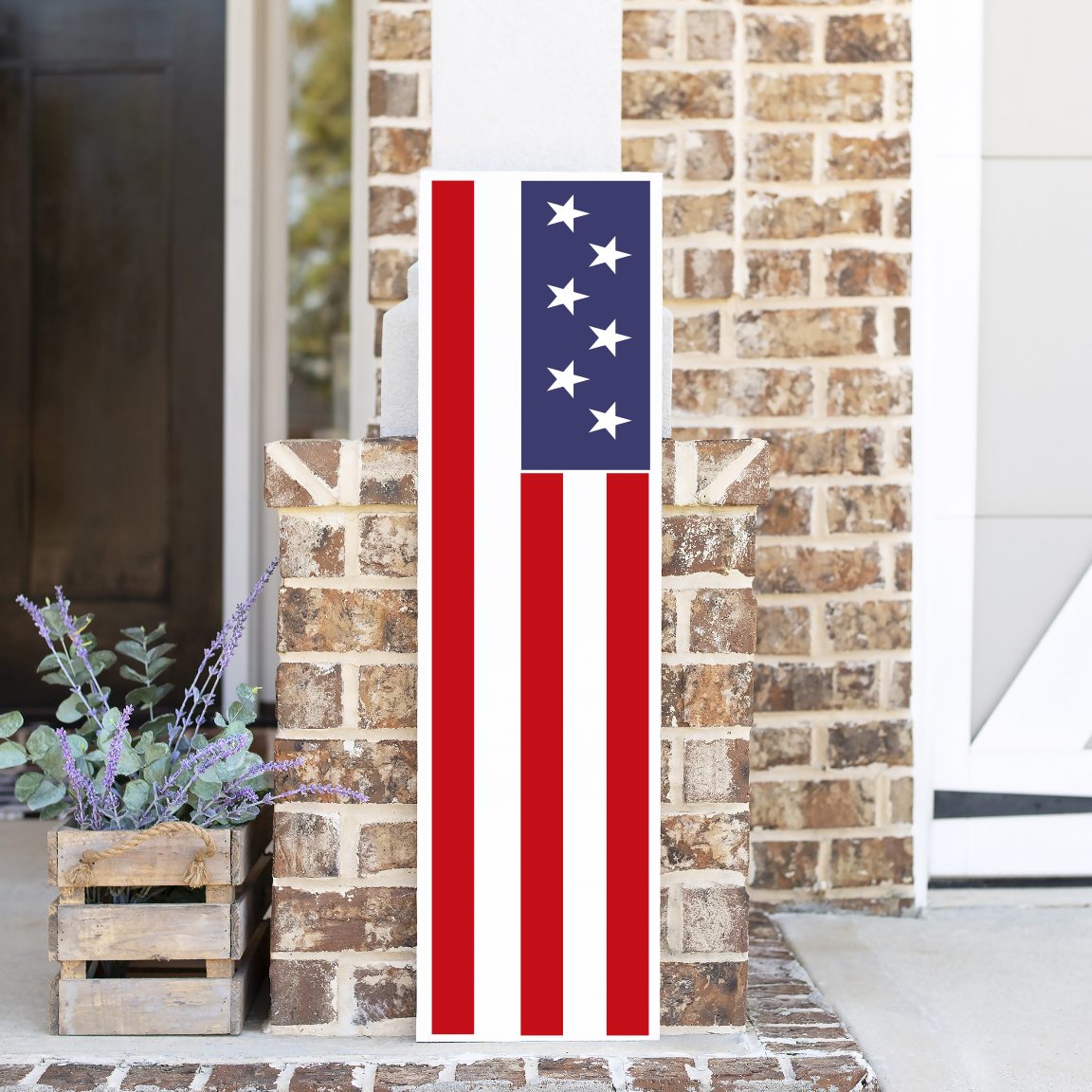 American Flag Leaner