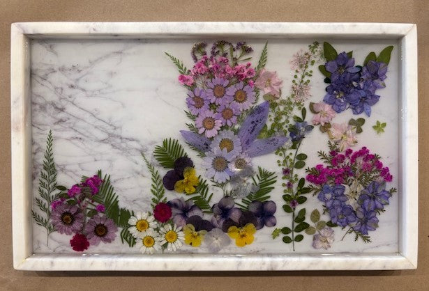 Customize Tray With Resin & Dried Flower EVENT Saturday 11/15/25 10:00