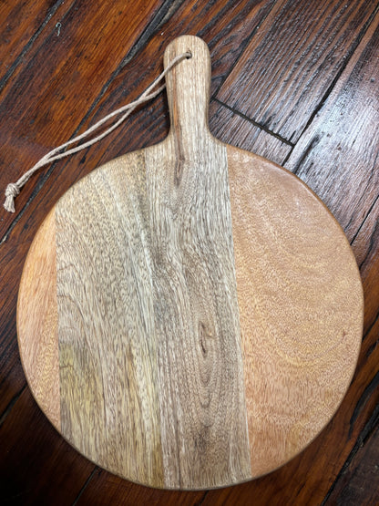 Round Wood Cutting Board 10.5x14.5 (Pour on resin)